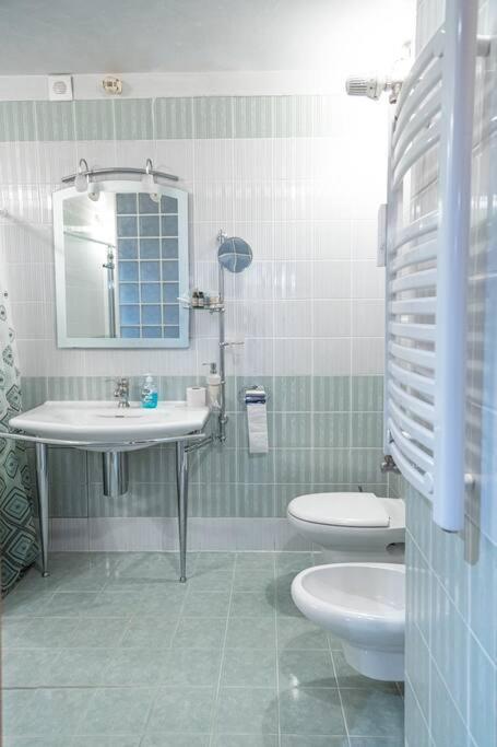 Very Spacious & Modern 3Bed Near Airport & Centre 소피아 외부 사진